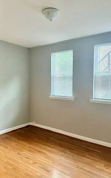 1424 Staples St NE #1 — Photo 6