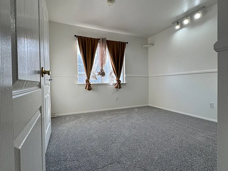 36535 Jenna Ln — Photo 18