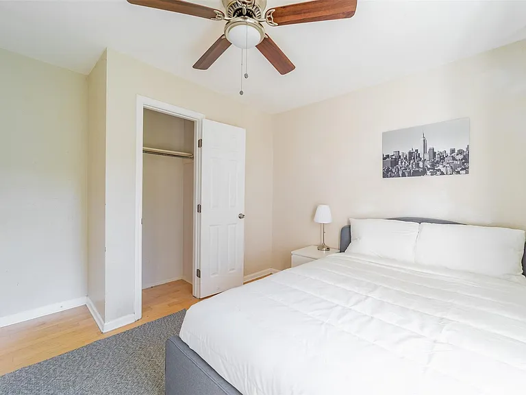 1738 Rutland Dr #A — Photo 11