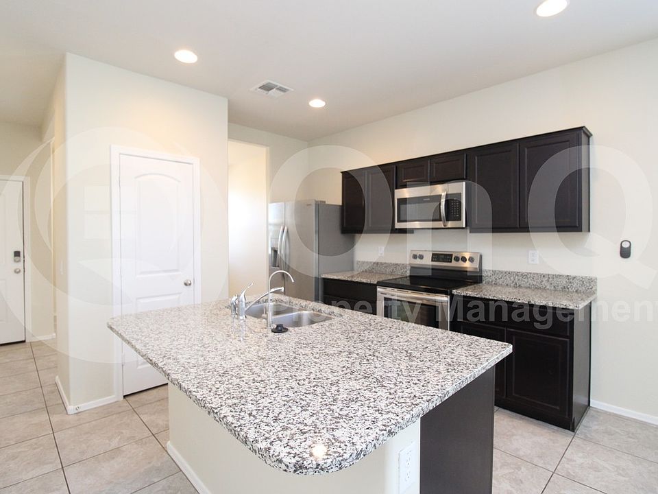 1st image of 11605 E Lupine Ln