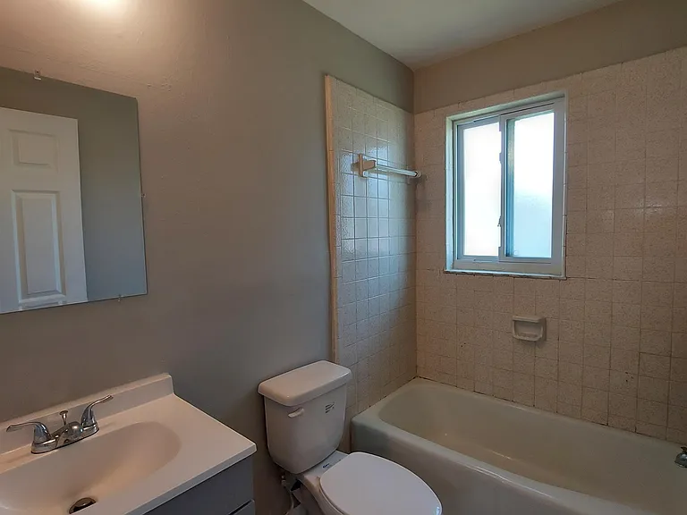 11341 Linda Loma Dr — Photo 8