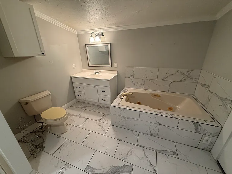 205 Pecan Park Dr — Photo 12