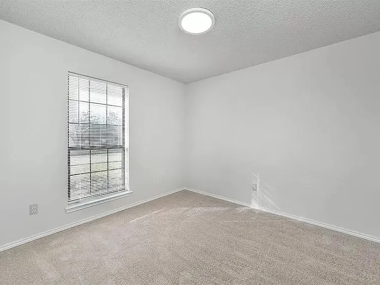 1509 Evergreen Dr — Photo 15