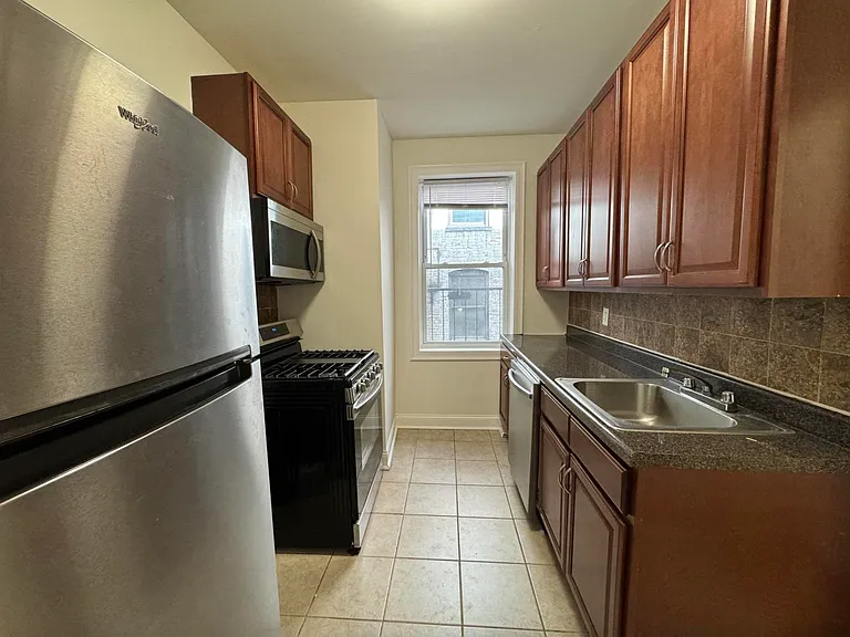 6404 Park Ave #35 — Photo 7