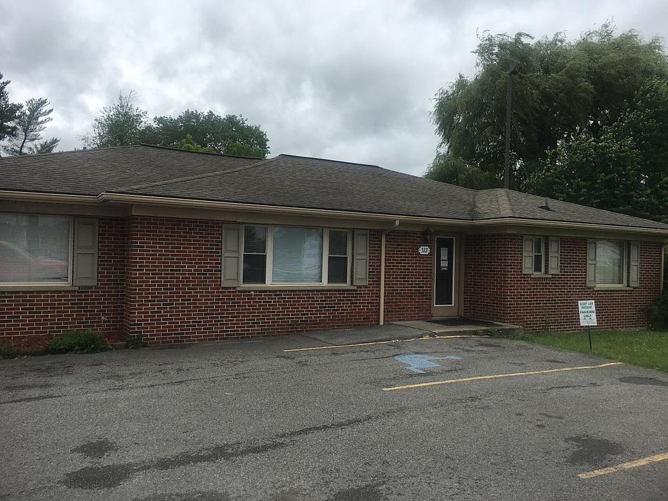 1st image of 322 S Eisenhower Dr
