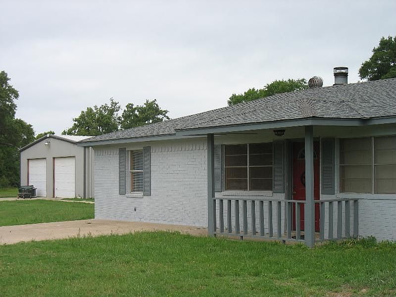 1st image of 115 County Road 1290