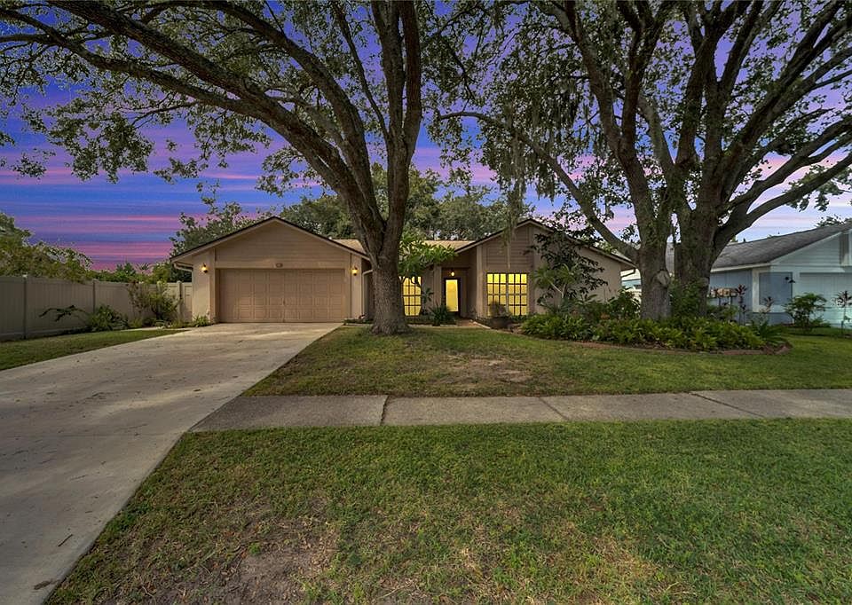 1st image of 10139 Tarragon Dr