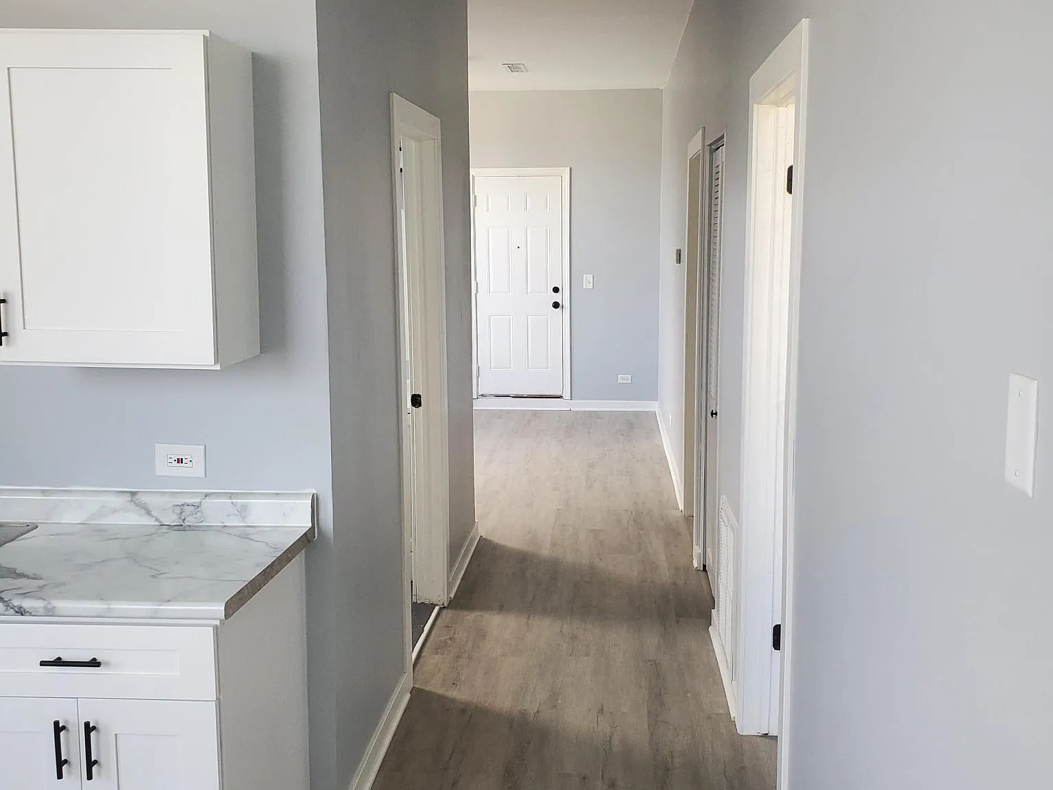 2 bed, 750 sqft, $1,375 — Photo 3