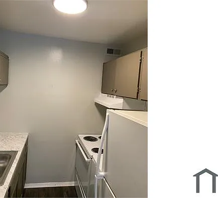 1229 Nelson St #A — Photo 6