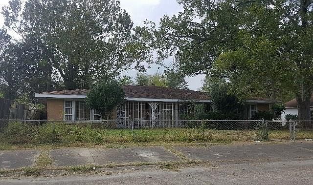 1st image of 709 N Prater St