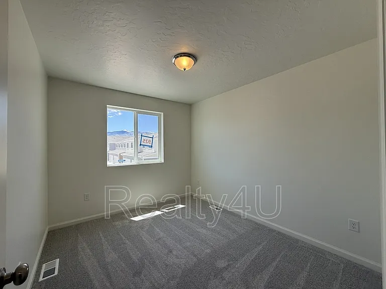 203 E Arcade Dr #1 — Photo 26