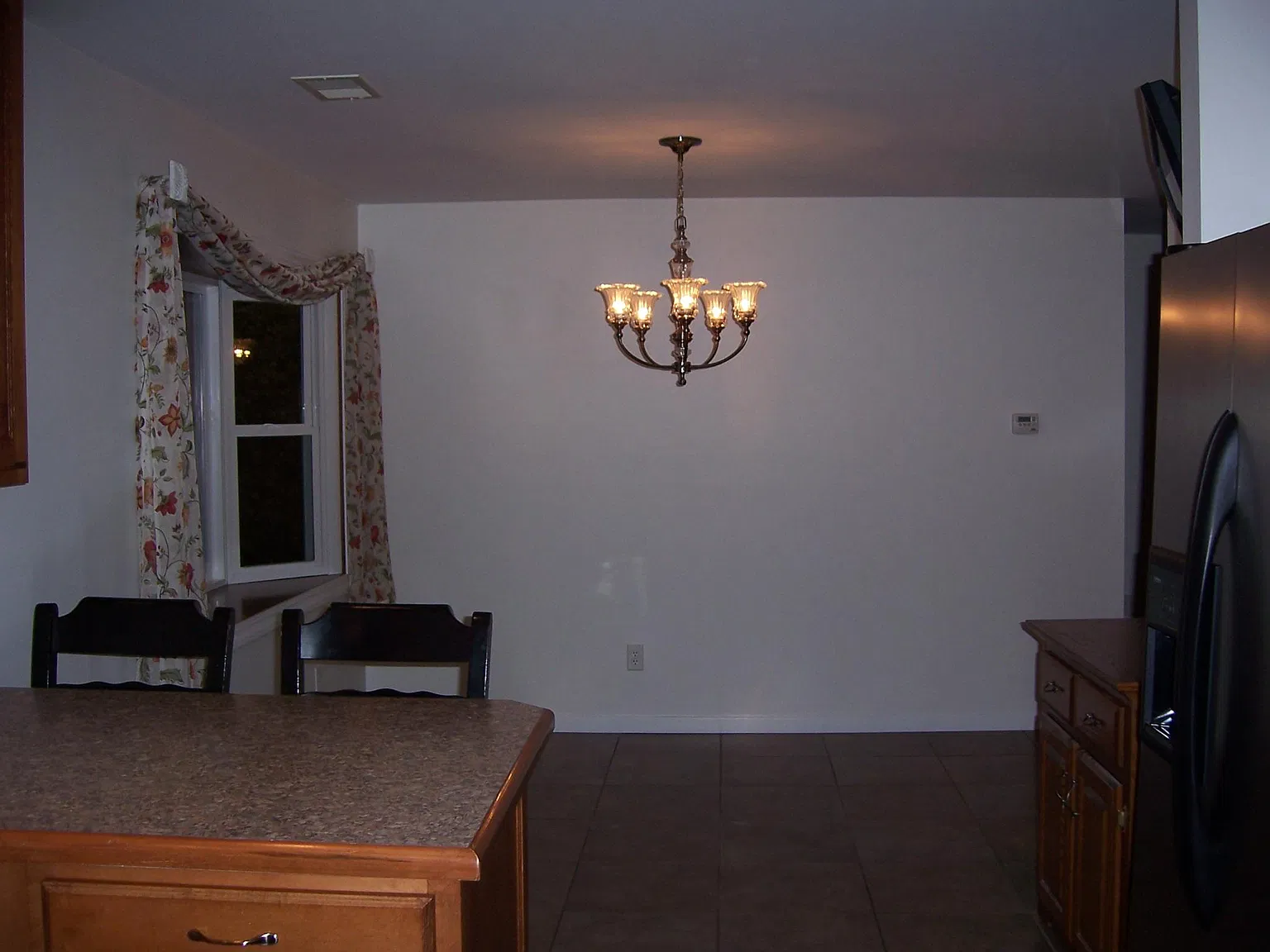 3 bed, 1800 sqft, $1,875 — Photo 4