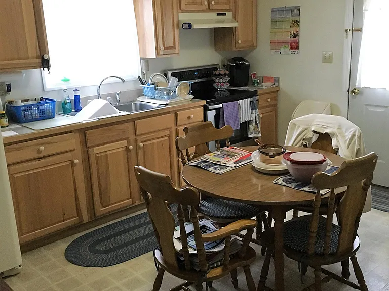 2105 Riverside Dr — Photo 4