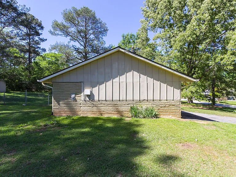 3720 Sunny Hill Dr — Photo 20