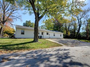 1749 W Forest Ave, Decatur, IL 62522