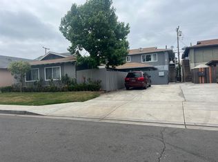 712 Shalimar Dr APT B, Costa Mesa, CA 92627