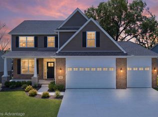 855 Preserve Ln, White Lake, MI 48386