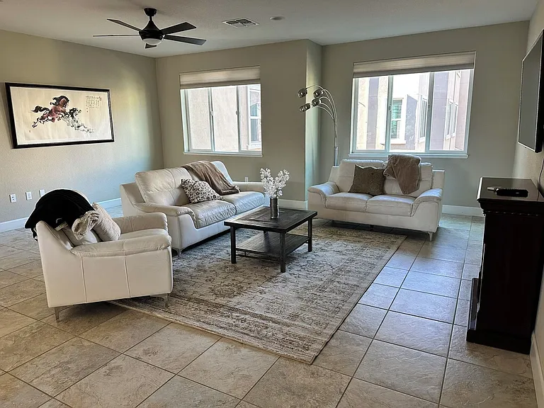 5805 Brandon Ct — Photo 2