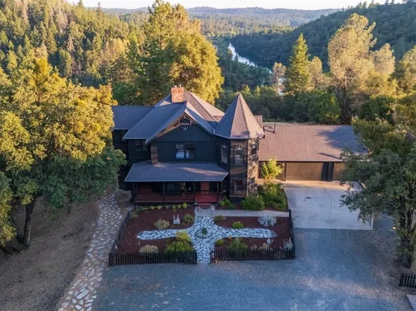 23189 Wild Iris Ln, Grass Valley, CA 95949