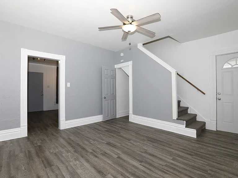 721 Guilford St #A — Photo 4