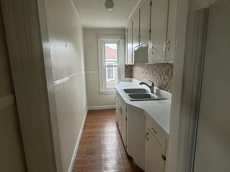 238 Conant St #3 — Photo 1