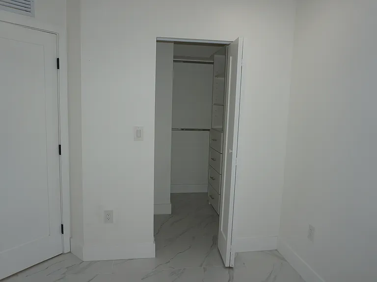15614 SW 110th Ter — Photo 85