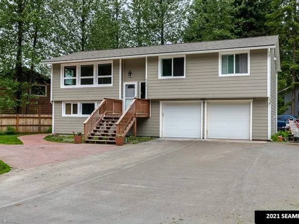 8678 Dudley St, Juneau, AK 99801