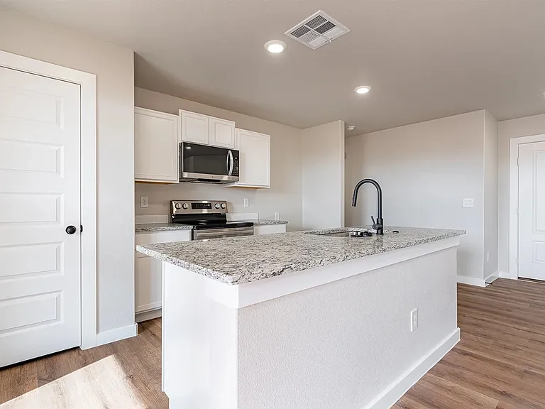 3521 Turner Ave — Photo 8