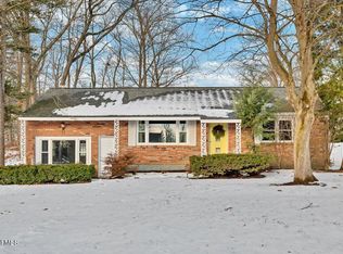 1057 Timothy Lane, Niskayuna, NY 12309