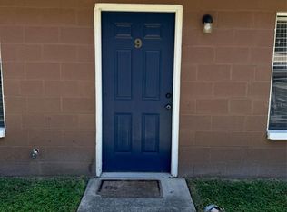 3600 SW 23rd St APT 9, Gainesville, FL 32608