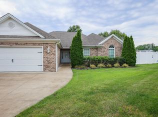 2765 Legends Dr, Paducah, KY 42001