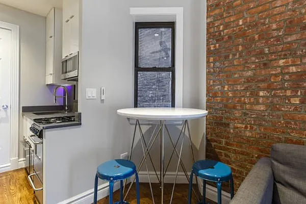 Rented by Nest Seekers International | media 15