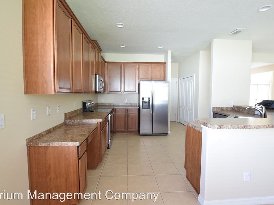 1st image of 208 Kays Landing Dr