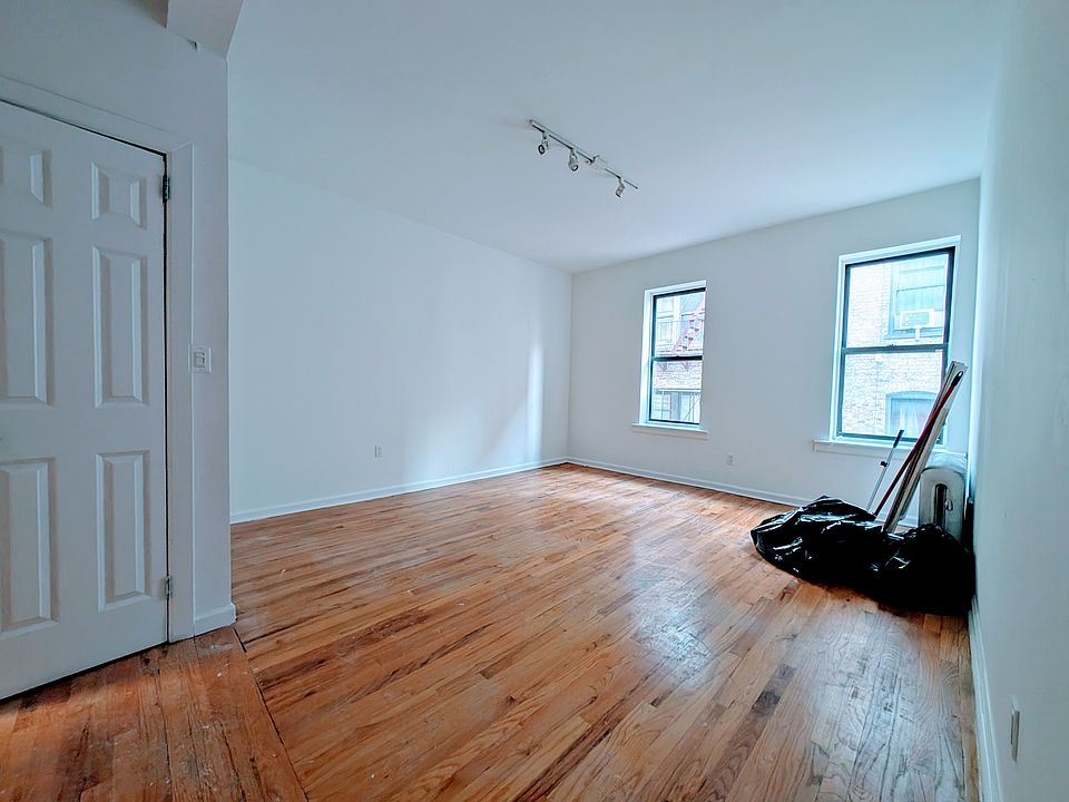1st image of 326 Saint Johns Pl #C8