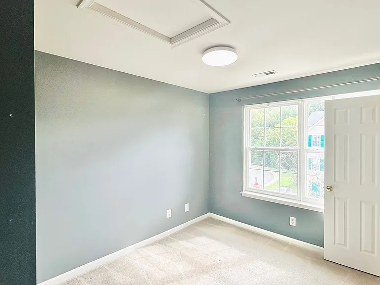 11318 Wytheville Ln — Photo 25