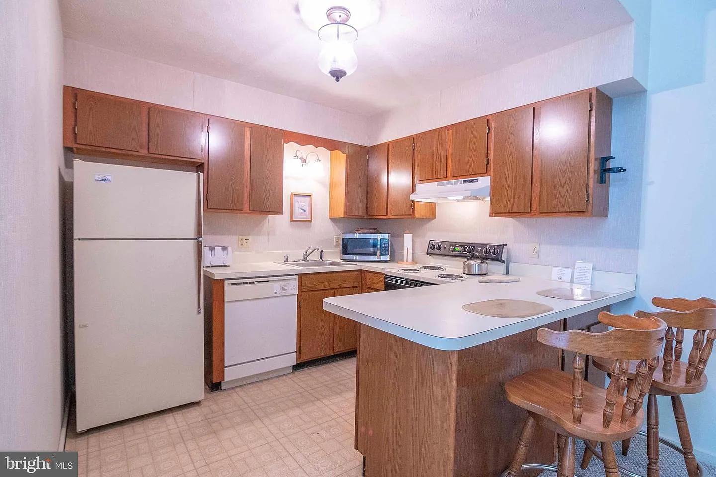 2 bed, 1118 sqft, $1,600 — Photo 4