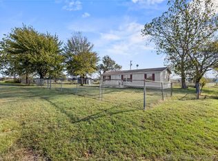 19317 S Elwood Ave, Mounds, OK 74047