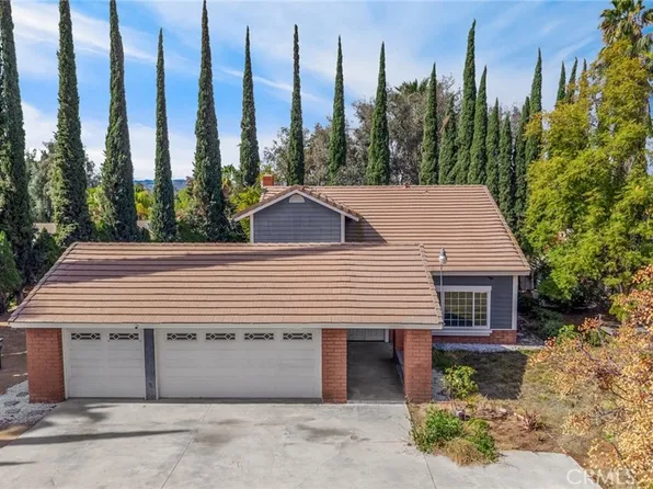 16365 Canyon View Dr, Riverside, CA 92504