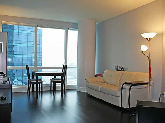 3rd image of 77 Hudson St APT 2502