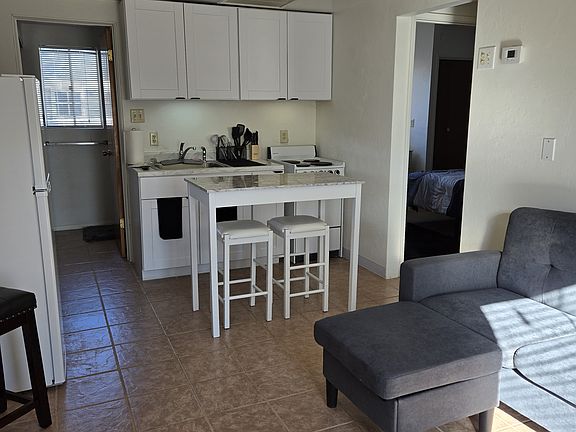 2nd image of 88 W River Rd Unit 2