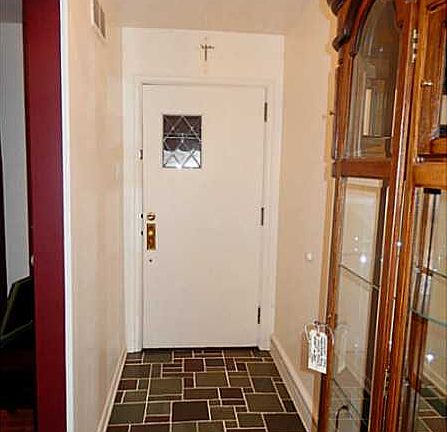2nd image of 726 Harvey Ave