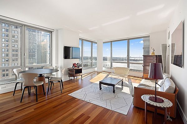 1st image of 30 West St APT 21E