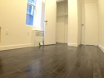 Rented by Kahen Properties