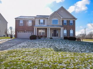 4253 Old Osprey Cir, Miamisburg, OH 45342