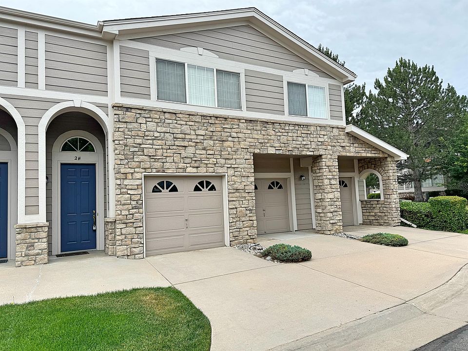 1st image of 4271 S Blackhawk Cir