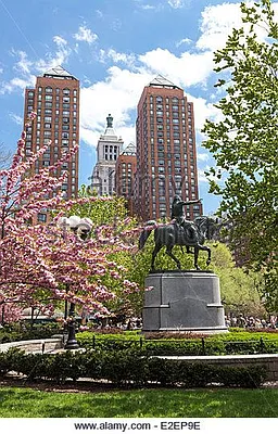 Rented by Luxus Manhattan Realty | media 34