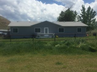 525 E River Rd, Thermopolis, WY 82443