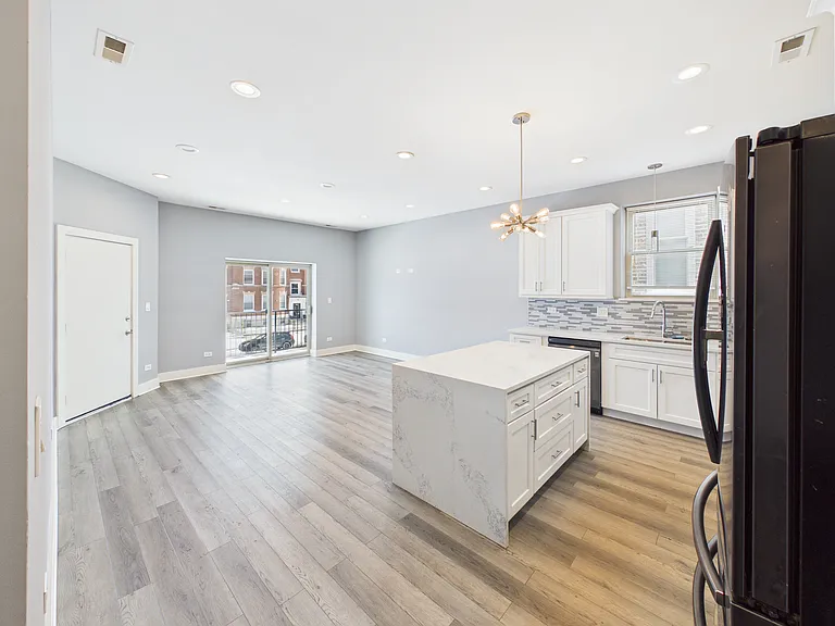 6632 S Kenwood Ave #2 — Photo 10