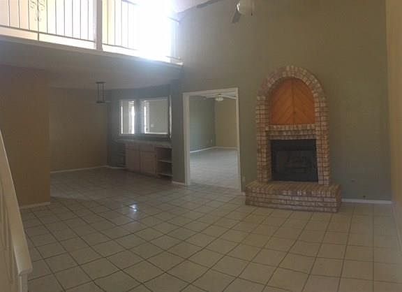 2nd image of 224 Cutlass Dr