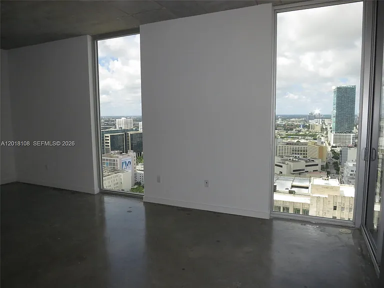 151 SE 1st St #3204 — Photo 7